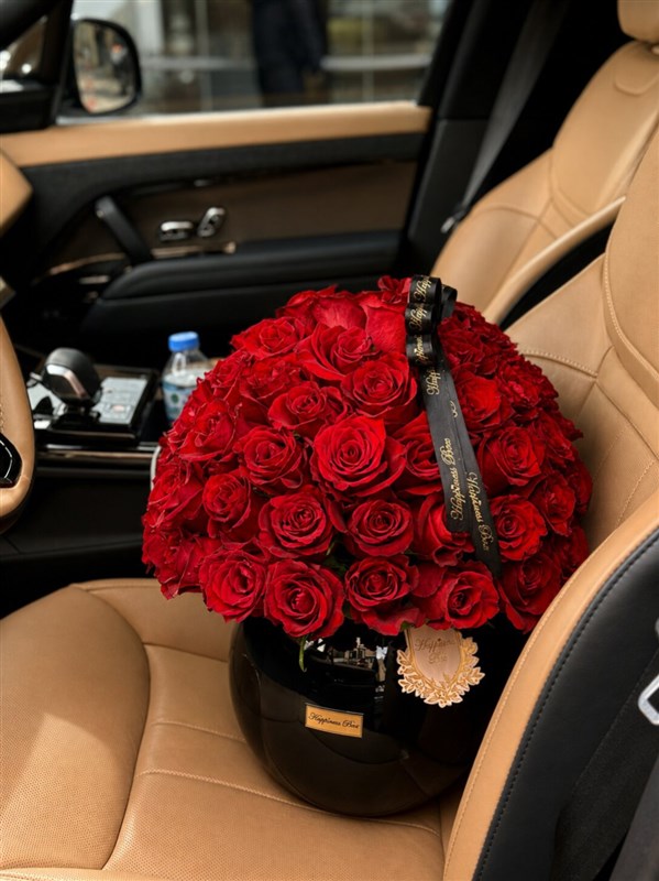 Signature Vase Red Roses