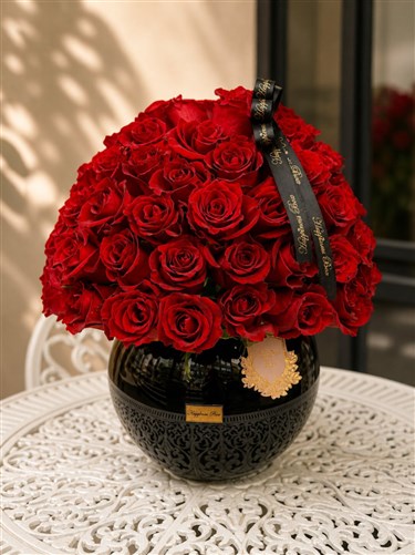 Signature Vase Red Roses