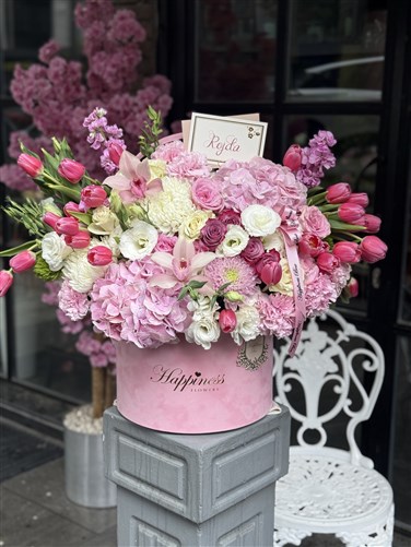 Pink Royale Pembe Ortancalar ve Laleler