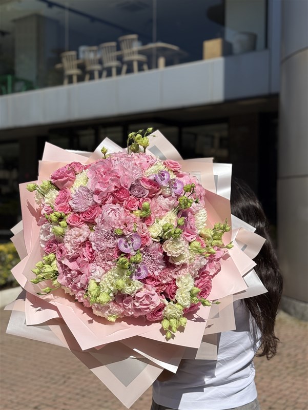 Grand Deluxe Pembe Buket