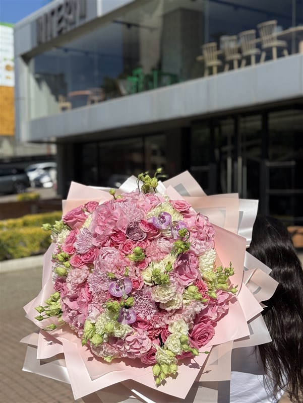 Grand Deluxe Pembe Buket