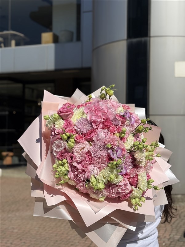 Grand Deluxe Pembe Buket