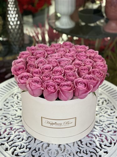 Bej Mega Kutuda Pembe Güller