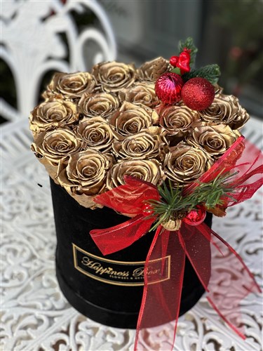 Gold Solmayan Güller ve Yılbaşı Süslemeleri