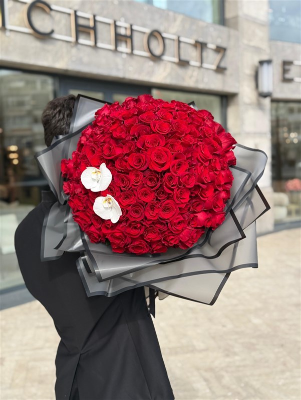 Grand Deluxe 100 Kırmızı Gül