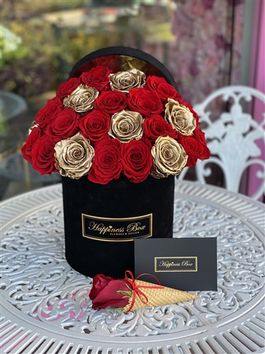 Siyah Kadife Silindir Kutuda Bombeli Gold Kırmızı Solmayan Güller