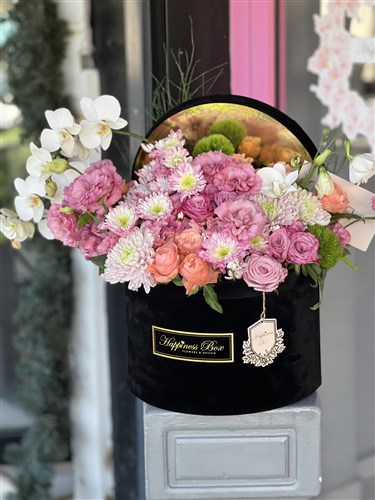 Siyah Lüks Kutuda Deluxe Aranjman