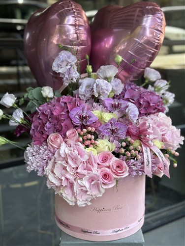 Victoria Pembe Mor Ortanca Aranjman ve Kalpli Balonlar