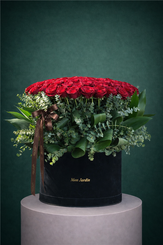 200 KIRMIZI GÜL KUTU