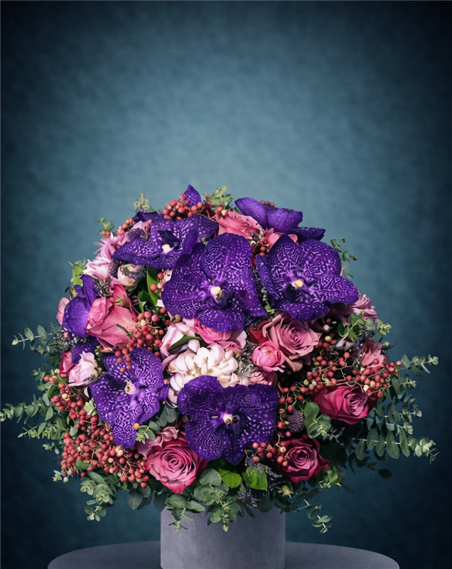 Vanda ve Gül Buketi