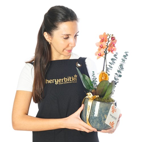 Premium Coral Gift (Ateş Orkide Aranjmanı)
