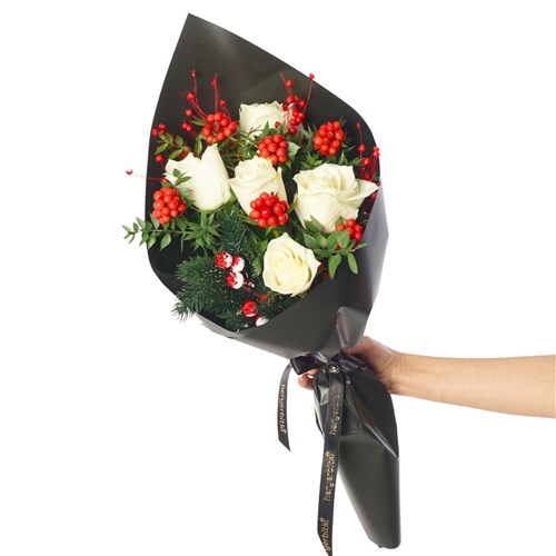 New Year White Rose Bouquet (Beyaz Güller Kokina Buketi)