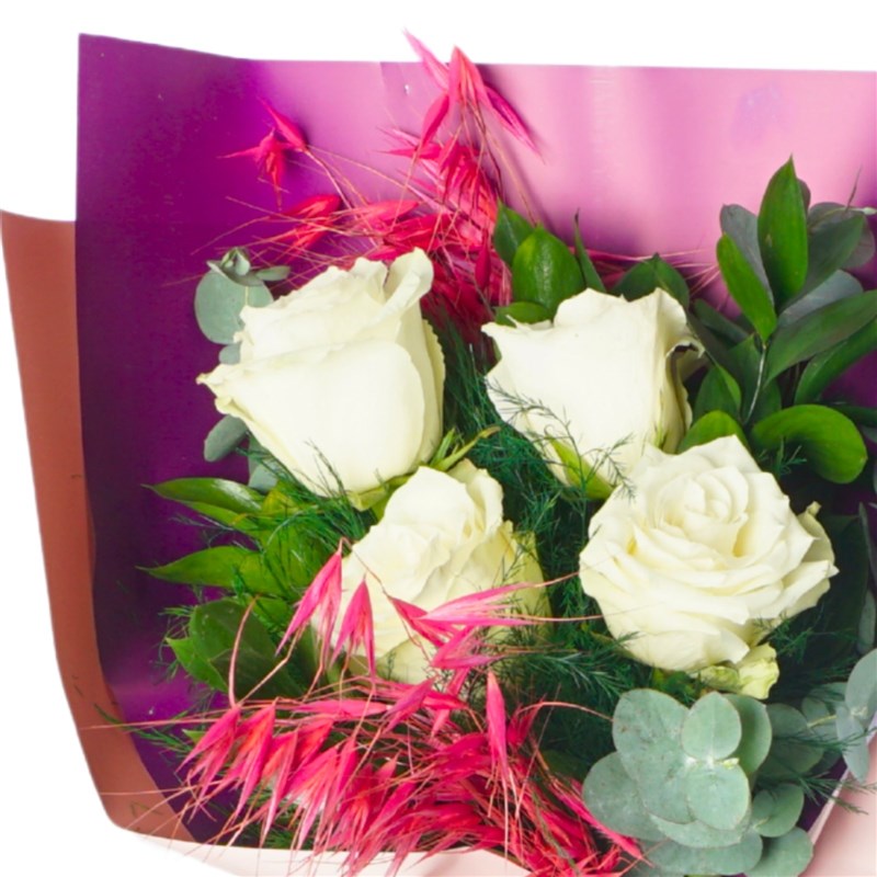 Beyaz Güller Buketi - Mor Hediye Paketli (Violet)