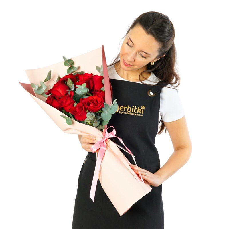 Heartmelt (Bouquet of 9 Red Roses)