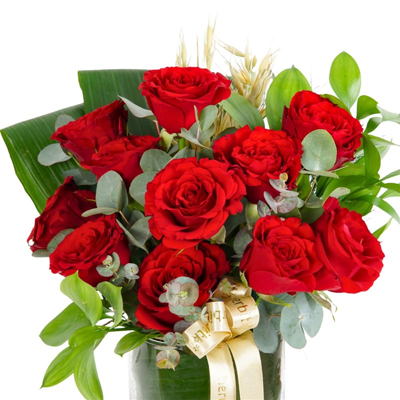 Royal (Arrangement of Red Roses in a Glass Vase)