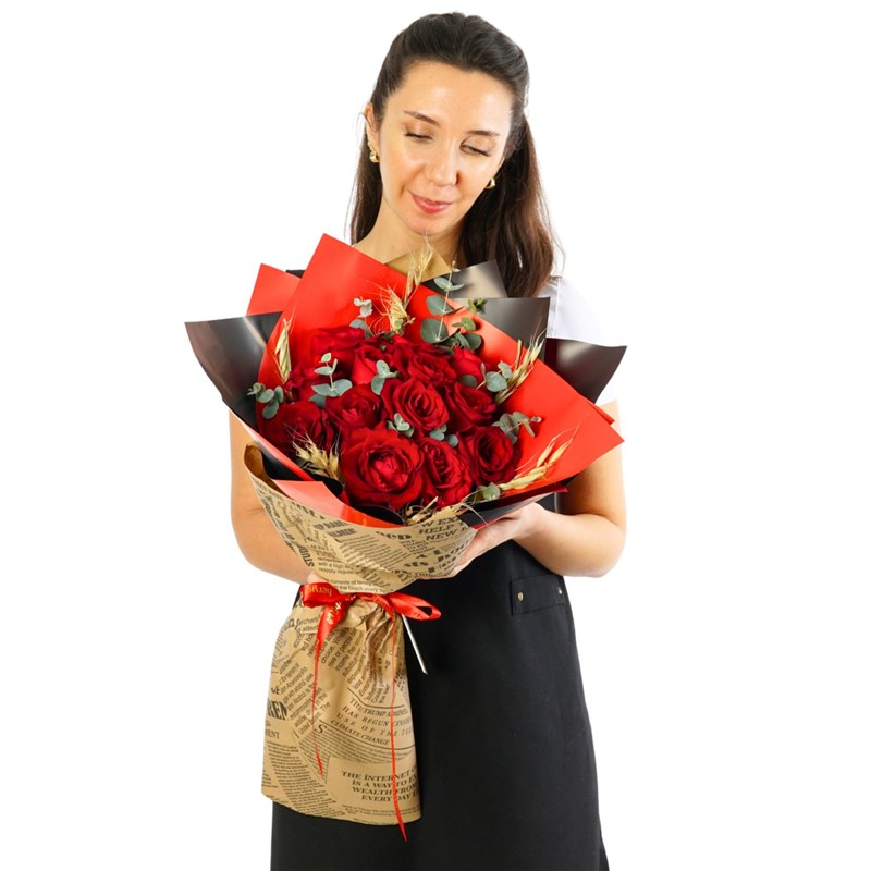Addict (Bouquet of 15 Red Roses)