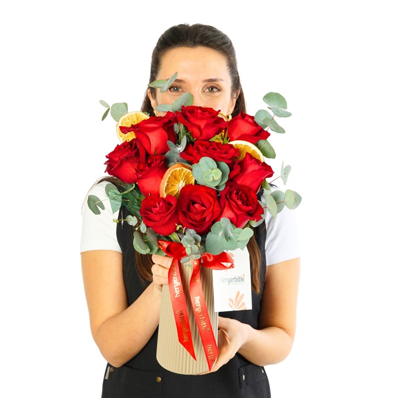 Red Aura (Bouquet of 10 Red Roses)