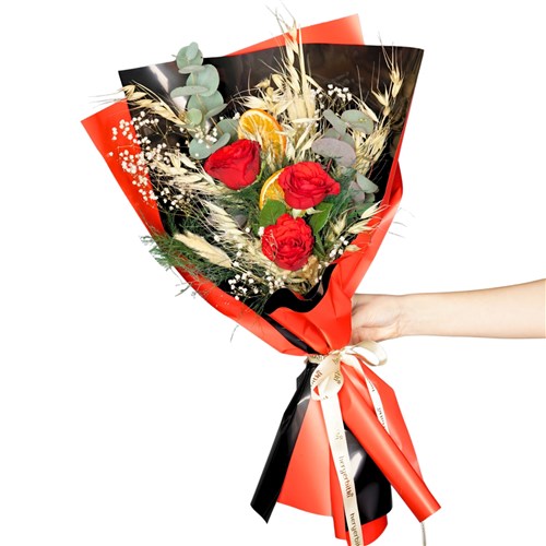 Love Whisper (Kırmızı Güller Buketi)