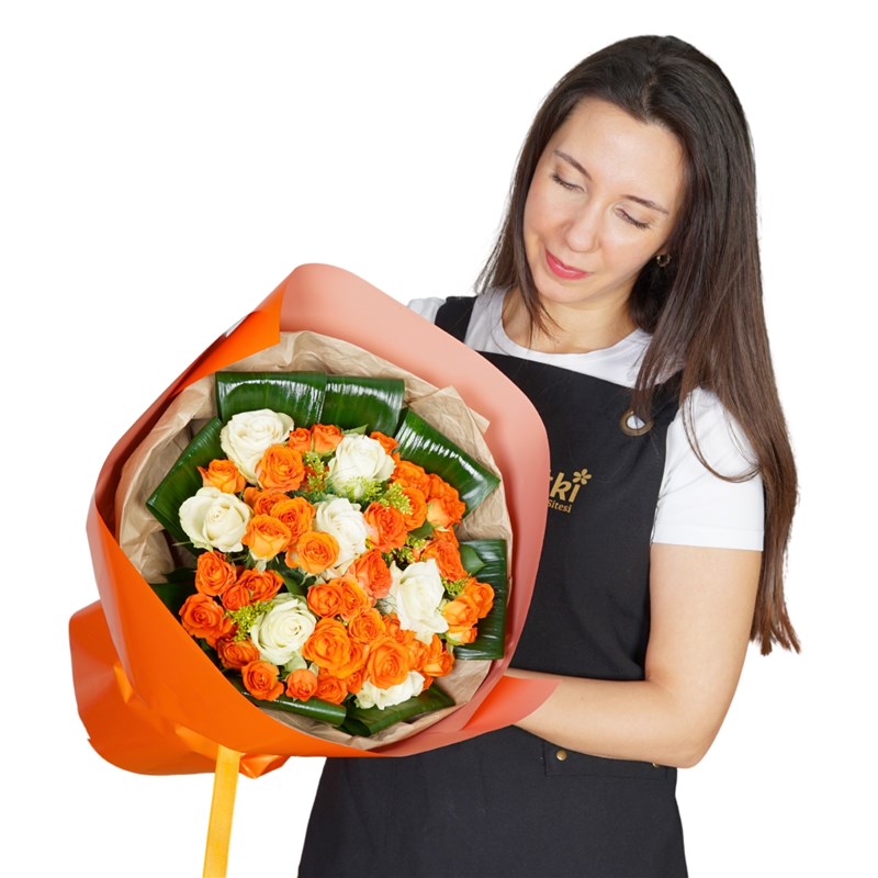 Premium Karışık Turuncu, Beyaz Güller Buketi