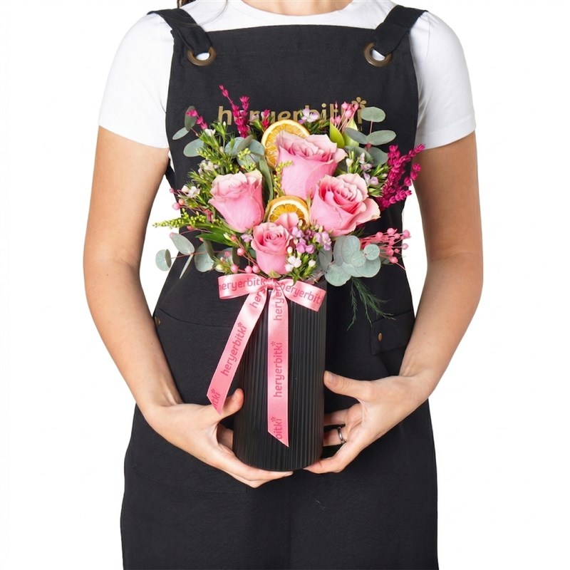 Floral Pink Romance (Bouquet of Pink Roses)