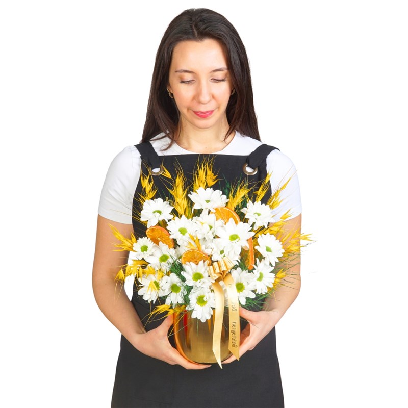 Premium Gold Vazoda Papatya Aranjmanı