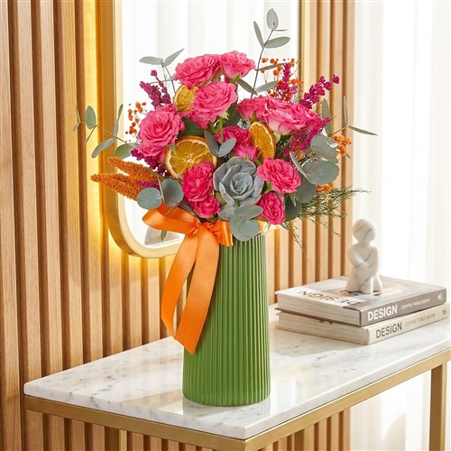 Floral Pink Bouquet (Pembe Güller Buketi)