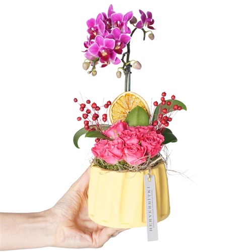 Honey Orchid Roses (Pembe Güller ve Mor Orkide Aranjmanı)
