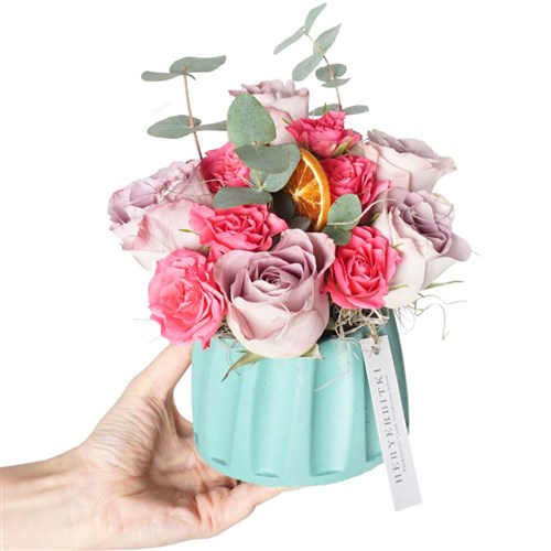 Arrangement of Lilac and Pink Roses