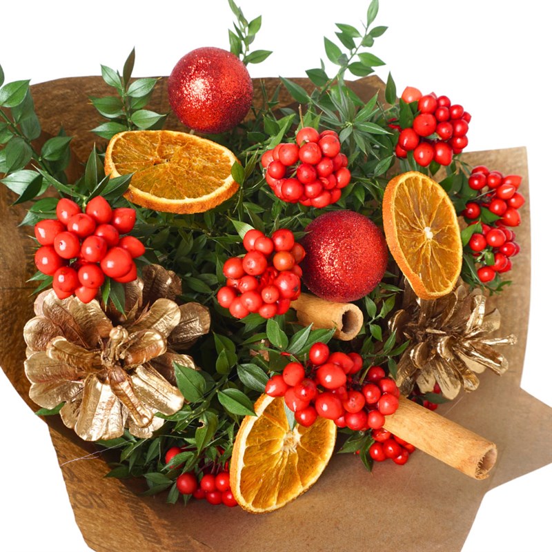 Winter Cheer Bouquet (Deluxe Kokina Buketi)