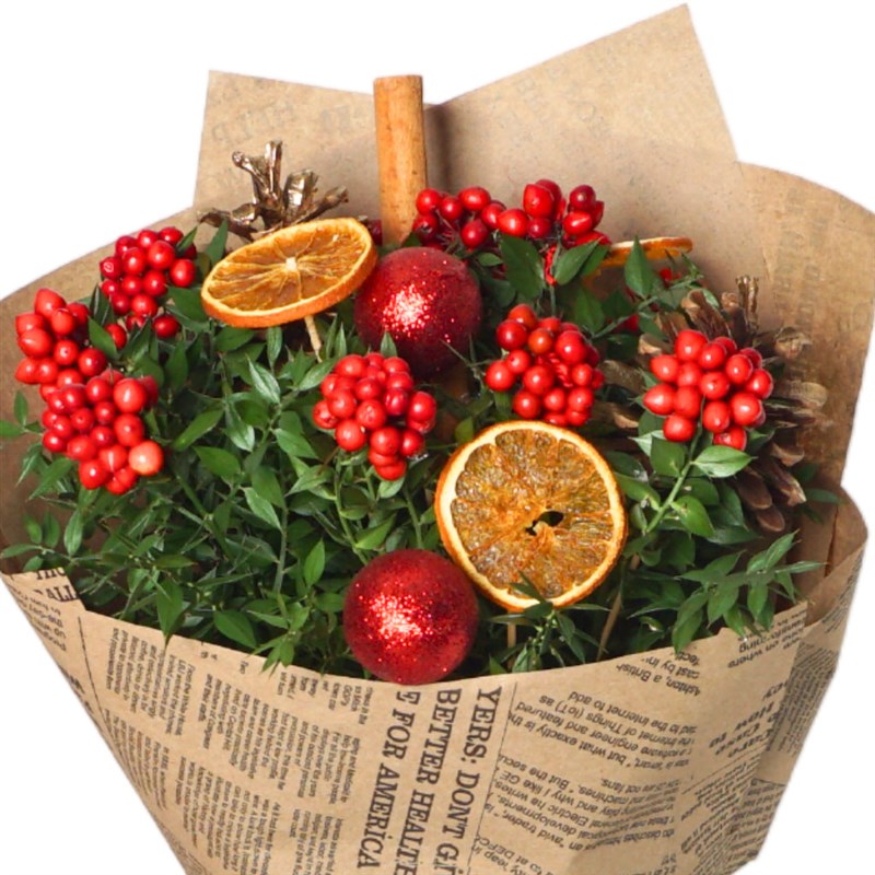 Winter Cheer Bouquet (Deluxe Kokina Buketi)