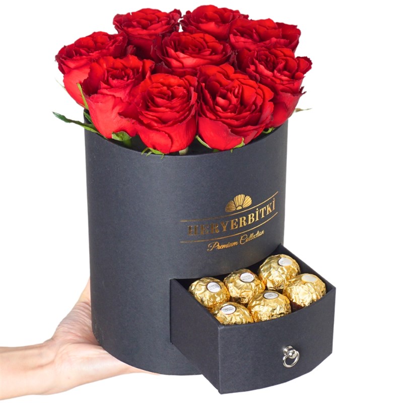 Premium Siyah Kutuda Kırmızı Güller ve Ferrero Rocher