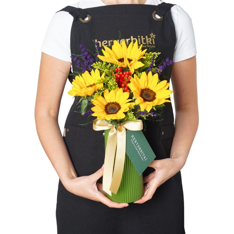 Floral My Sunshine (Ayçiçeği Buketi Aranjmanı)