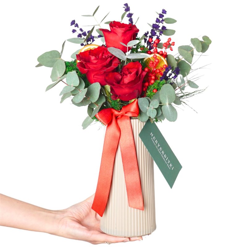 Floral Ruby Embrace (3 Kırmızı Gül)