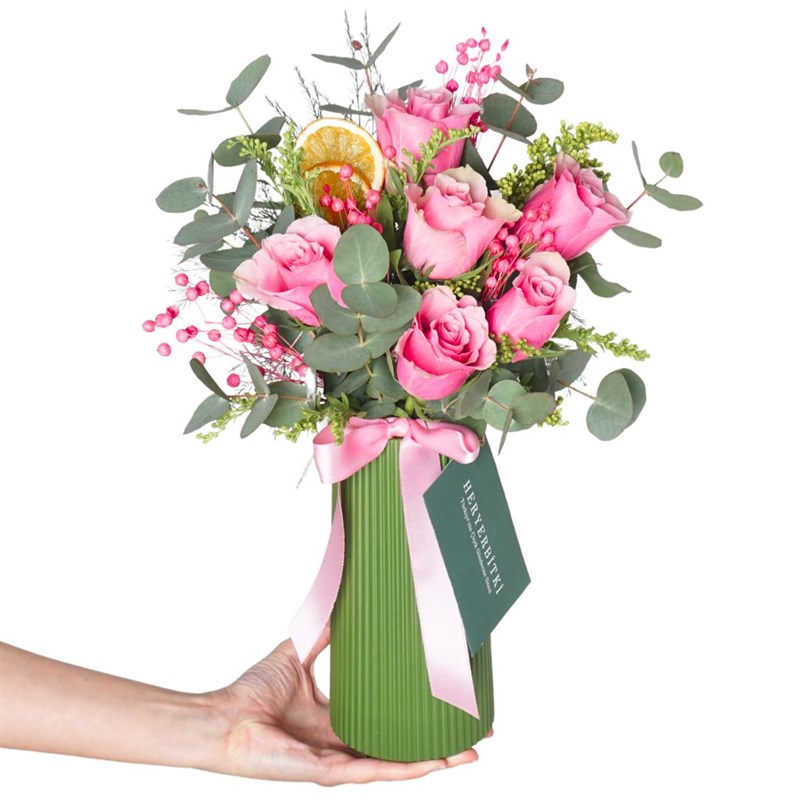 Floral Pink Roses Bouquet