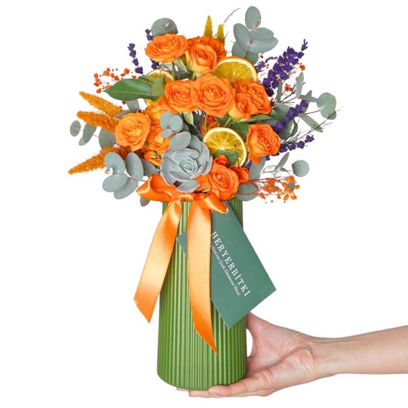 Floral Orange Roses (Turuncu Çardak Güller Buketi)
