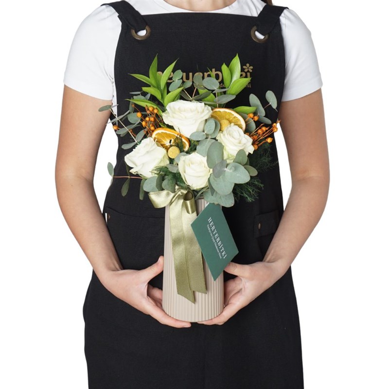 Floral White Roses Bouquet