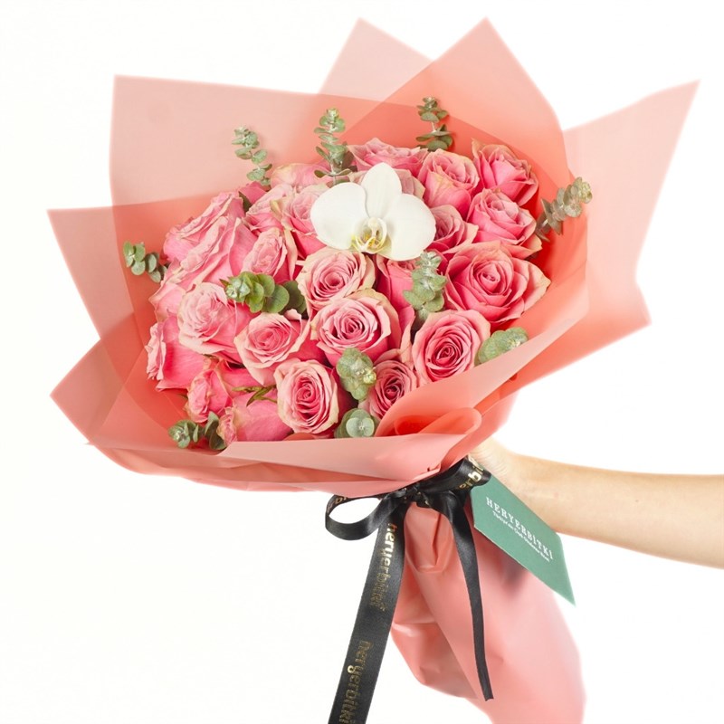 Pink Perfection (Bouquet of 30 Pink Roses)