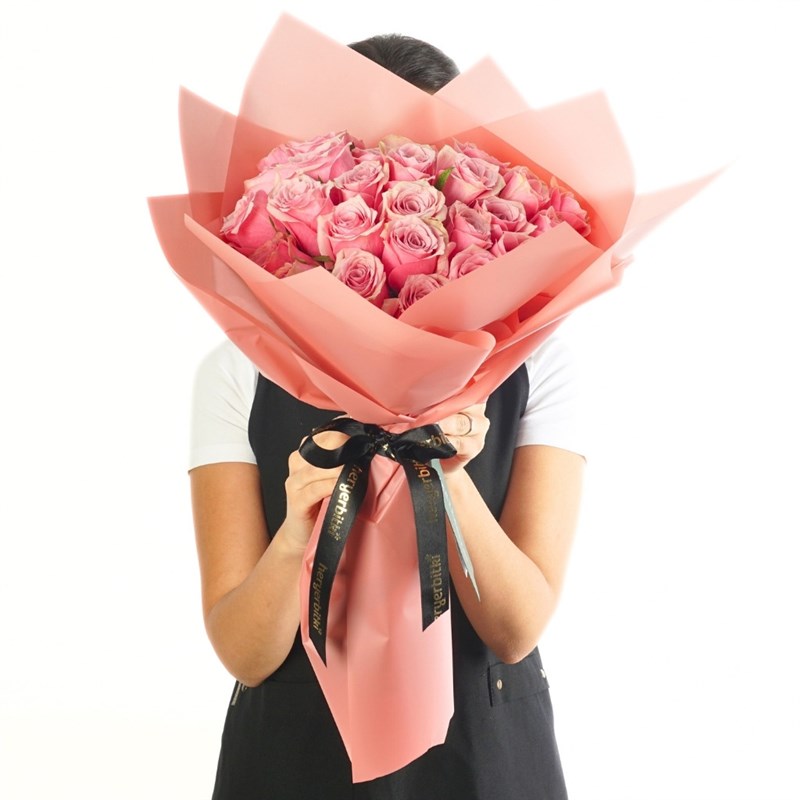 30'lu Pembe Güller Buketi - Pembe Hediye Paketli
