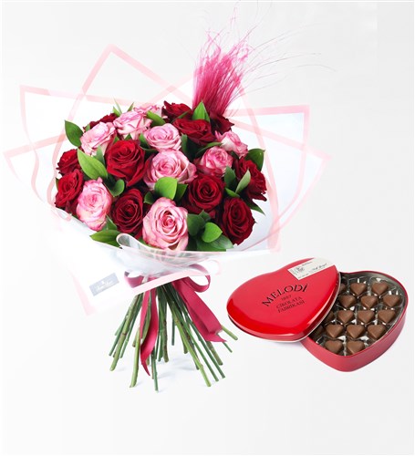 Inlove XL Bouquet & Melody Heart Chocolates in a Red Metal Box