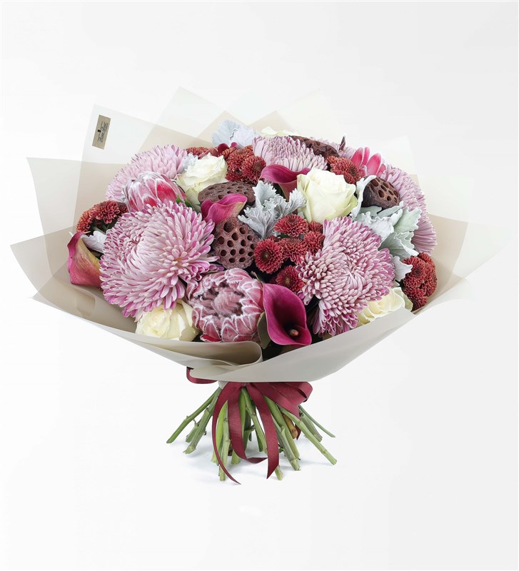Coral XL - Protea Anastasia Gala and Lotus Flower Bouquet