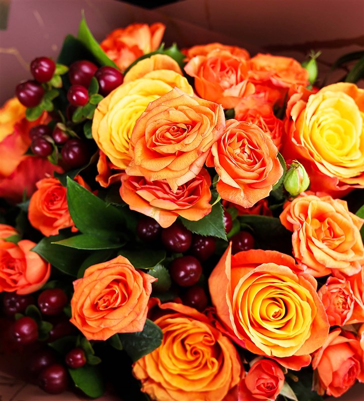 Pumpkin - Flower Bouquet of Orange Roses