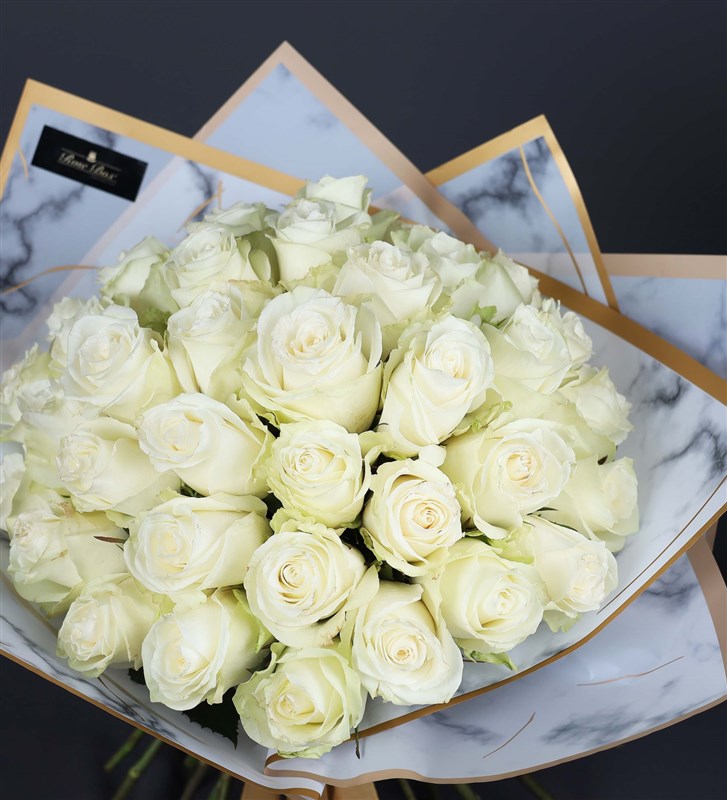Marble - Bouquet of 50 White Roses