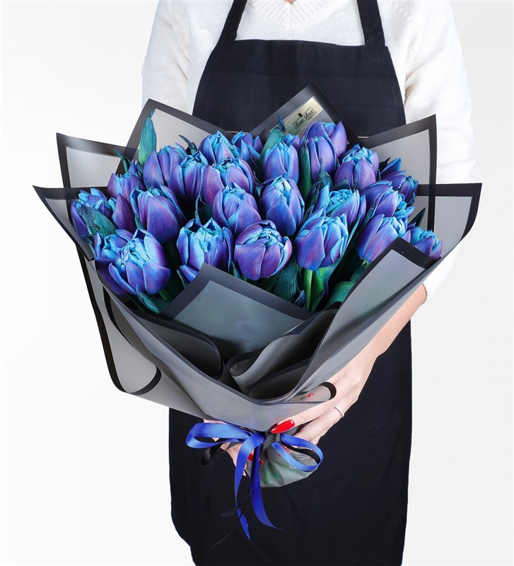 30 Blue Galaxy Tulip Bouquet