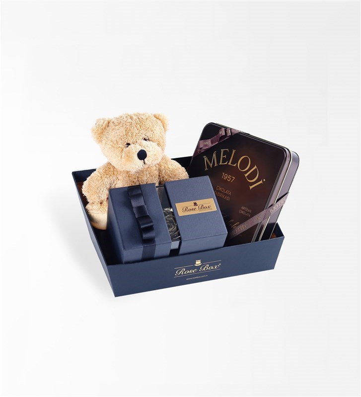 Golden Heart Gift Set with 2 Golden Everlasting Roses
