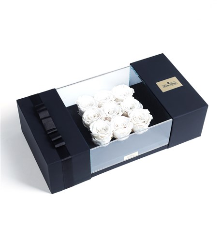 9 White Everlasting Roses in a Black Glass Box