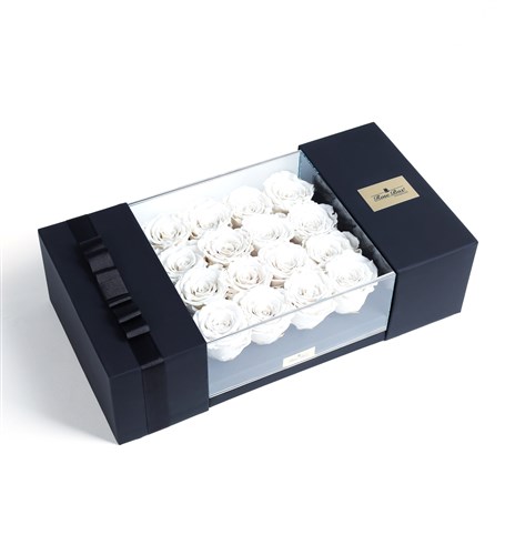 16 White Everlasting Roses in a Black Glass Box
