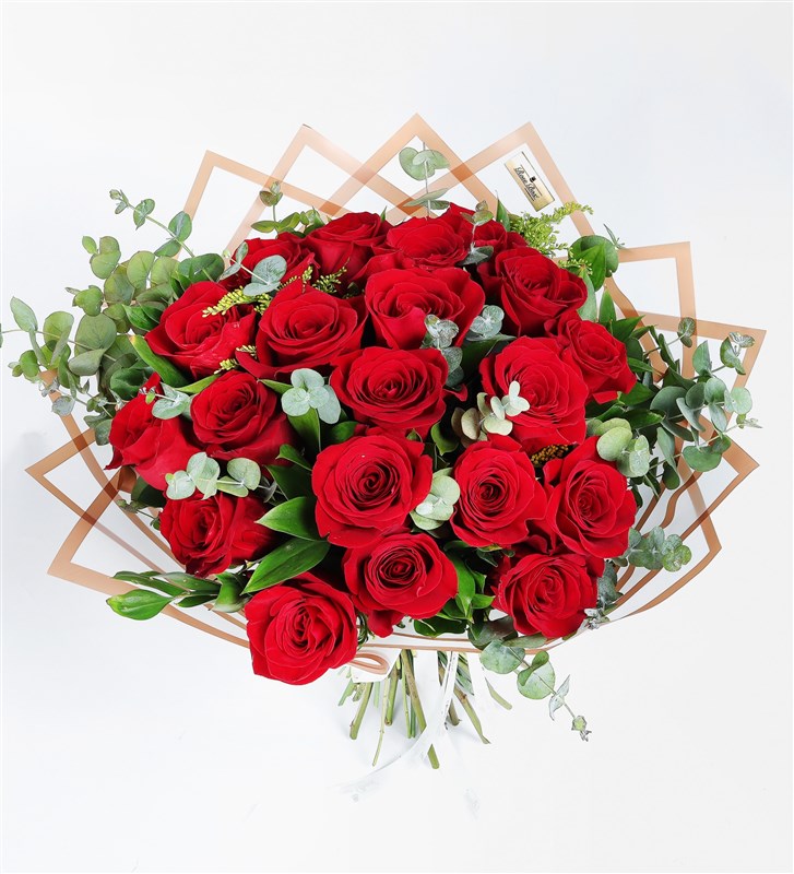 19 Red Rose Bouquet
