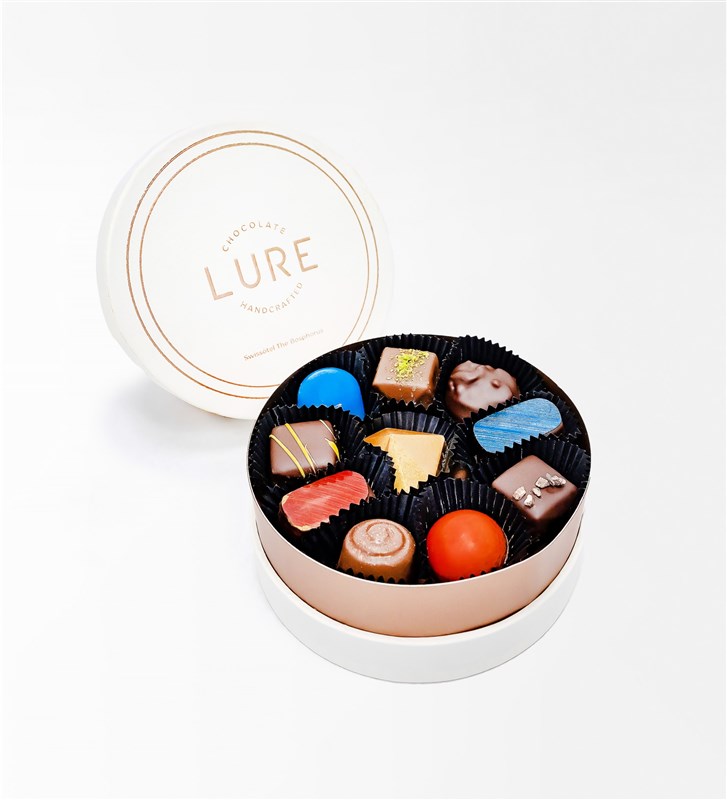 Wild Bloom Buket & Lure Chocolate By Swissôtel 10'lu