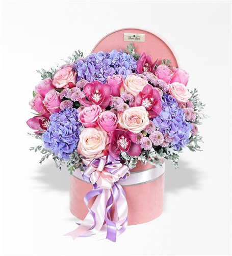 Pinky Grande In Box - Pembe Kadife Kutuda Ortanca, Güller ve Cymbidium Orkideler