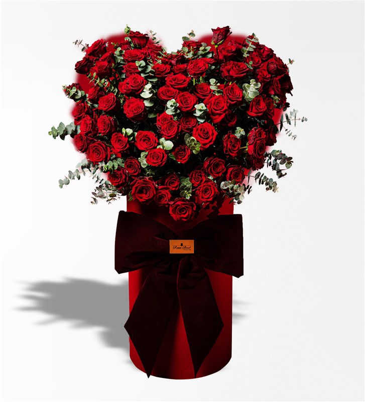 Premium Giant Box with 1.5 Meter Heart-Shaped Rose Arrangement